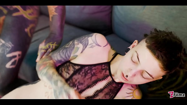 Download Video - Hippie Teen's Anal Orgasm on Giant Cock