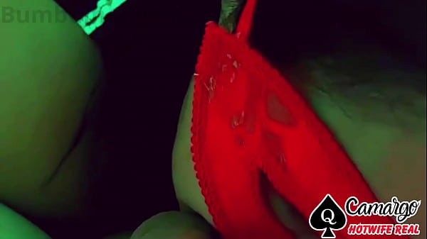 LOOK AT THIS BLOWJOB CLOSE UP