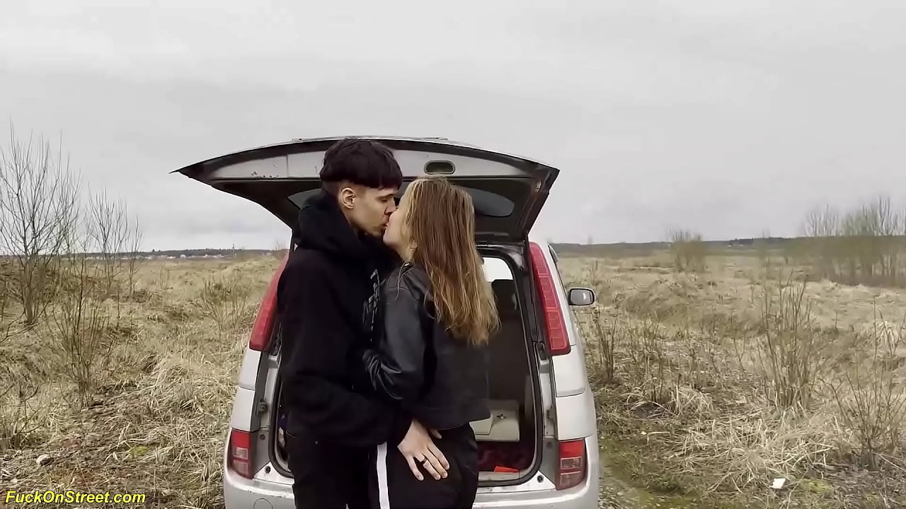 Pareja de mujeres jóvenes reales follando salvajemente en el coche
                    facial teen outdoor rough doggystyle amateur deepthroat public car girlfriend street beauty couple reality extreme backseat hot girl car sex small dick hard sex muchos negros
