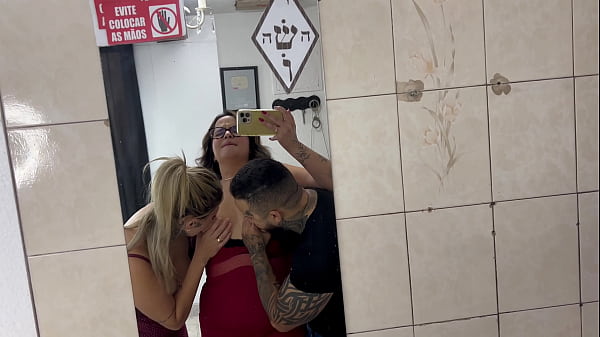My stepsister Bianca arrived from the countryside, I caught her masturbating in front of the mirror in my room, I couldn't hold back and caught her with my stepbrother!