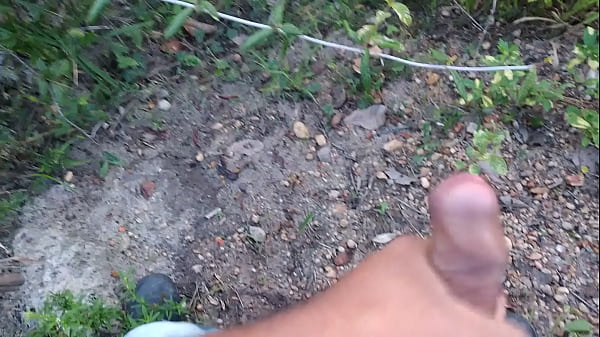 Download Video - Aquela aliviada no mato