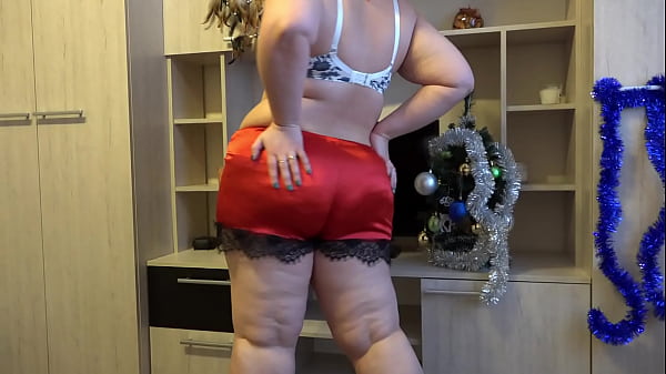 Download Video - Christmas anal-vaginal masturbation&period; Curvy milf shakes her big ass&comma; gives herself double penetration&period; Amateur&period; PAWG&period; BBW&period;