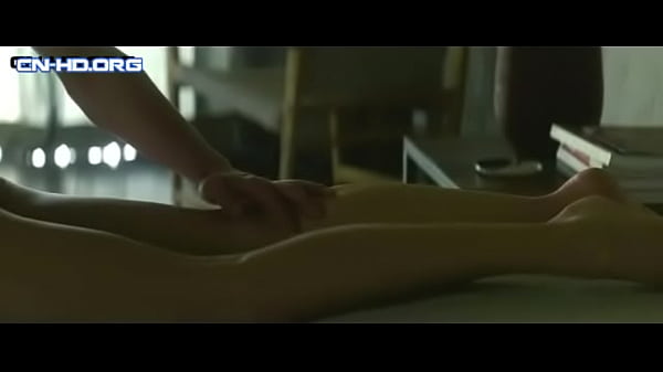 thumb robin wright adore