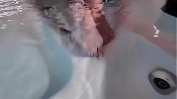 Fingering my pussy in the hot tub!
