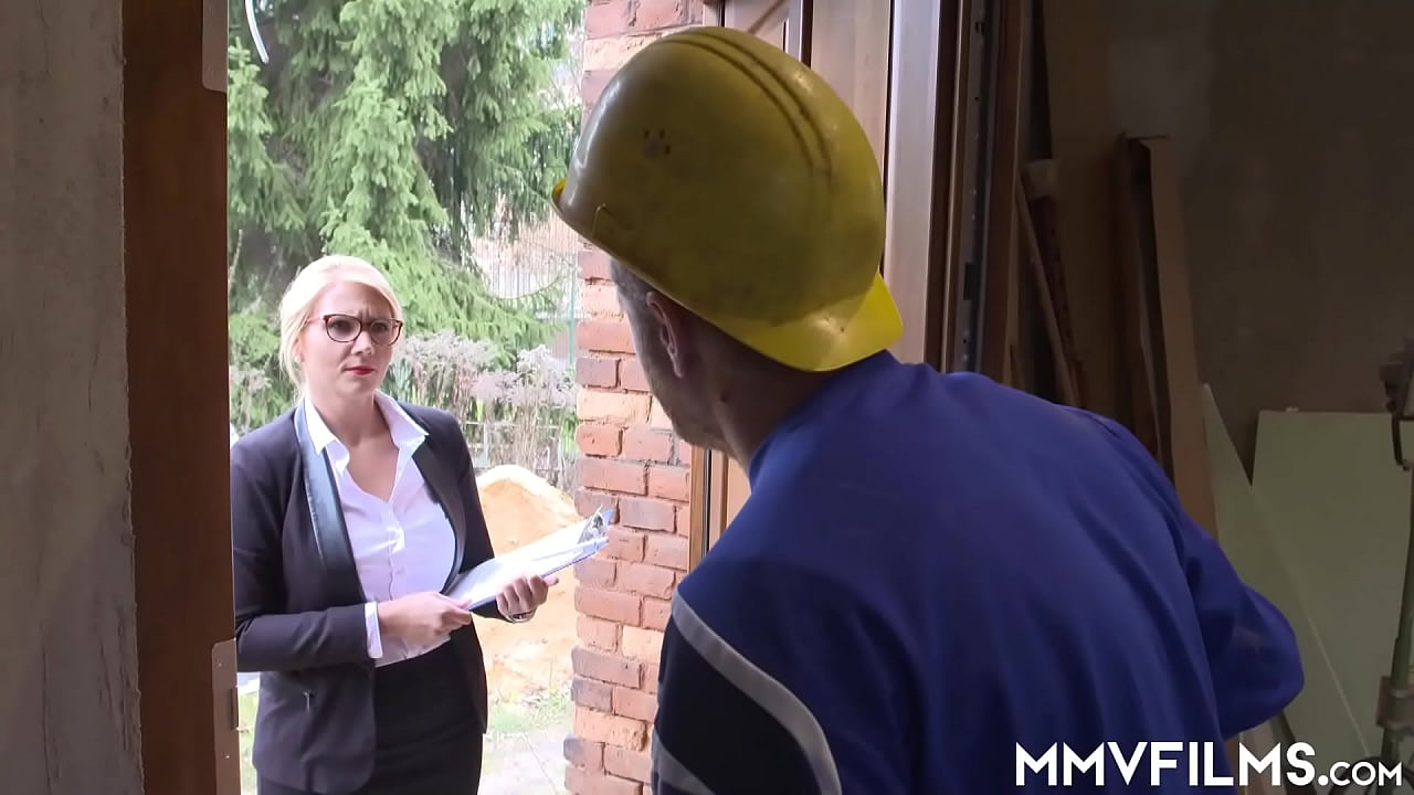 sexy rubia babe consigue facialized por un trabajador
                   stockings cumshot facial hardcore european blonde blowjob handjob high heels lingerie german big tits pawg muchos negros