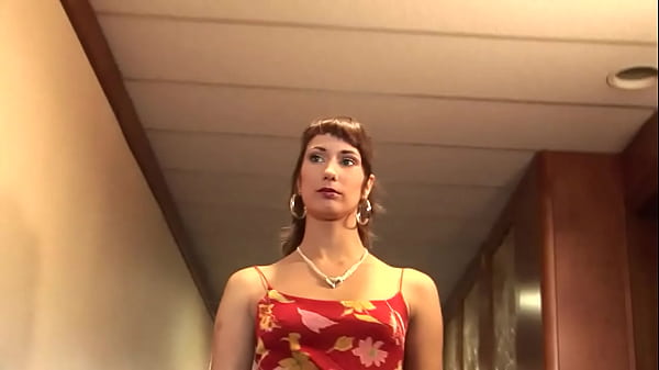 Estudiante de 18 a&ntilde;os me foll&oacute; por dinero en una habitaci&oacute;n de hotel