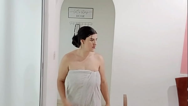 I find dildo used with semen in the room of the patron, he comes to get it and insinuates me, he undresses me and began to give me tongue in the pussy, we fuck delicious