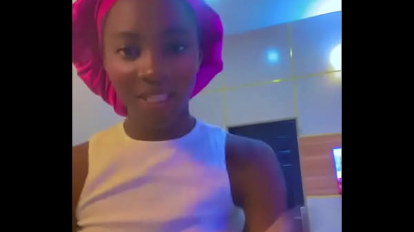 Horny teen cannot stop fucking her pussy