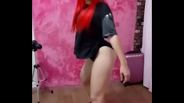 redhead waving her tail