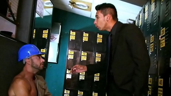 Download Video - O Pe&atilde;o e o Chefe de Seguran&ccedil;a
