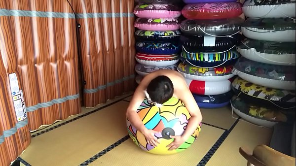 Beachball blow to puncture