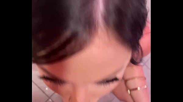 Jennifer White fucks a lucky fan