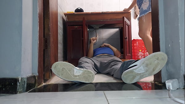 CUCKOLD WIFE receives plumber neighbor in skirt without panties