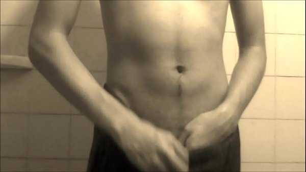 Download Video - SE MASTURBA POR WEBCAM PARA SU CHICA - VIDEO CASERO