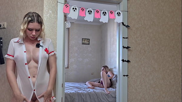 Caught My Step Sister Masturbating – She Invited Me to Join Her. Spying on my lesbian neighbor. Halloween 2025