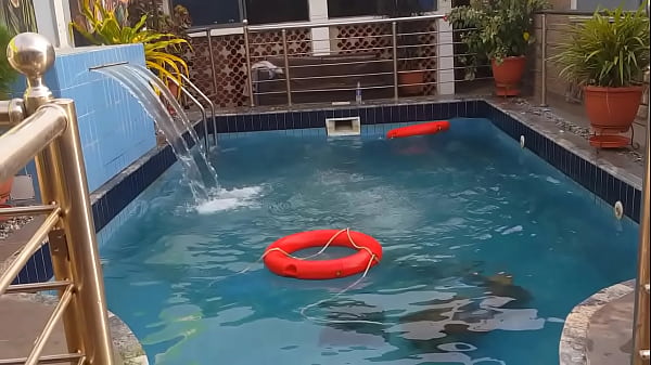 Sweet sweemiming/Sweet fuck with a happy ending