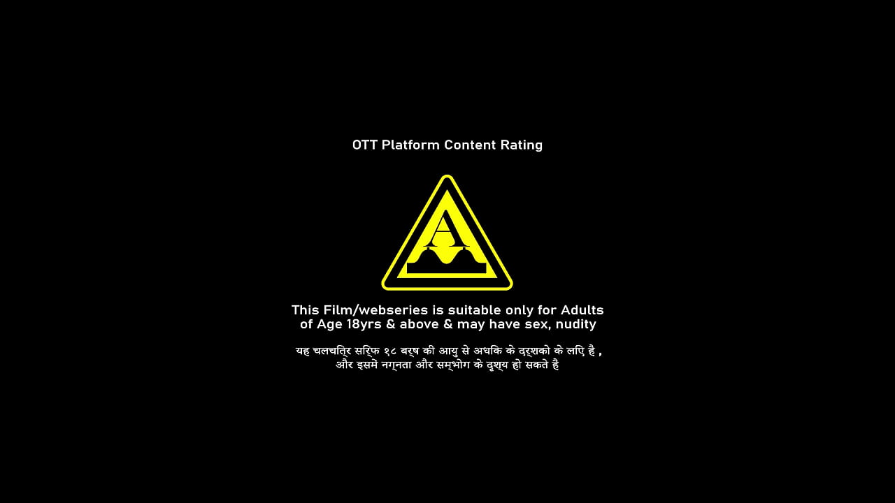 Mature Indian Big Boobs Bhabhi In Real Desi Threesome Sex With Friends