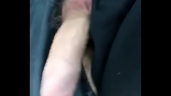 Cock bouncing around while driving