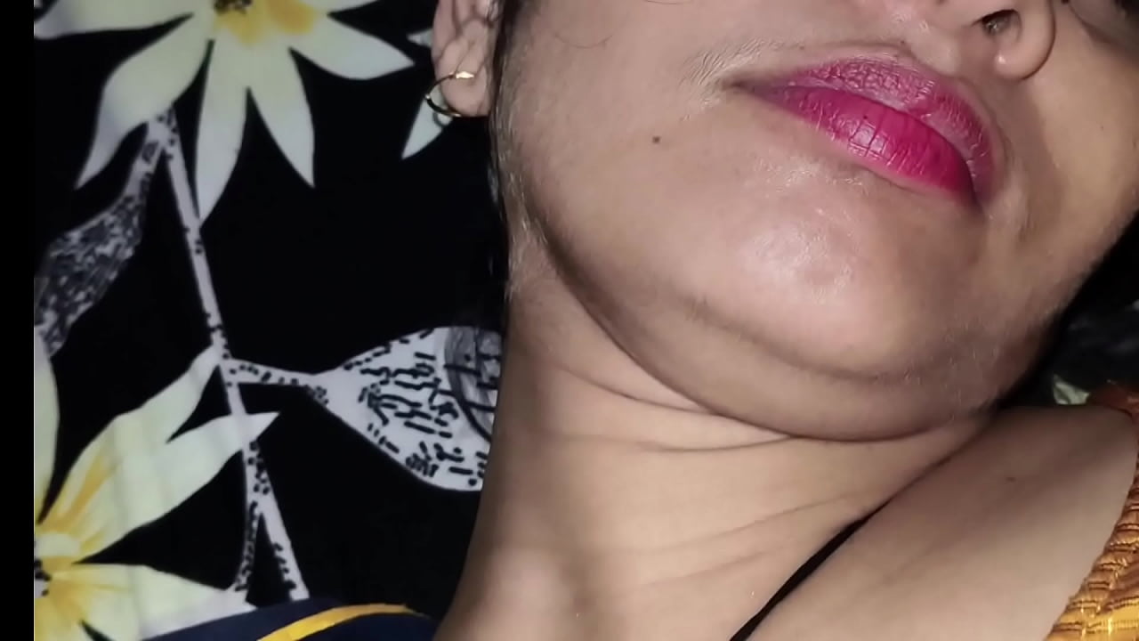 Desibhabhi Fucking With Banana