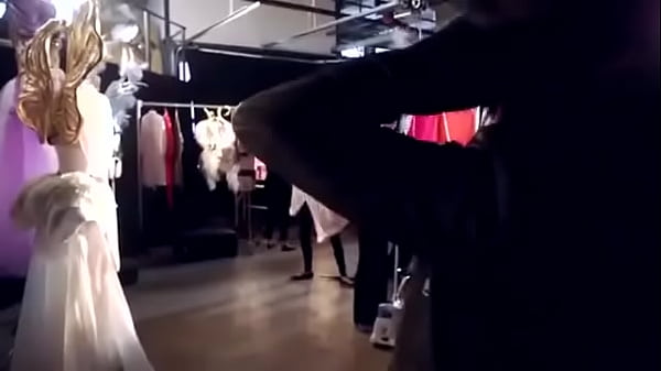  Winger   Can't Get Enuff (featuring Adriana Lima)