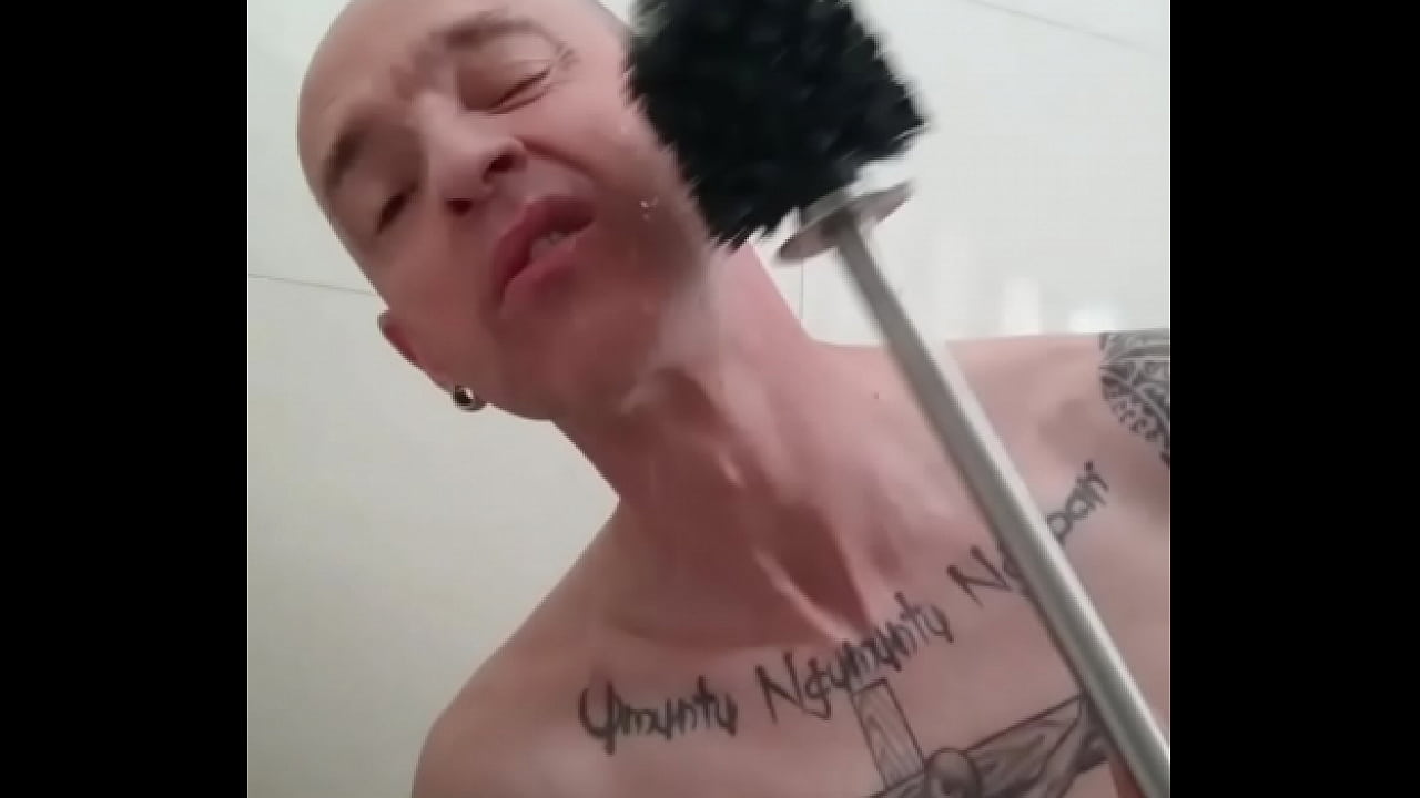 CEPILLO DE BAÑO
                   licking toilet faggot rullerisouse muchos negros