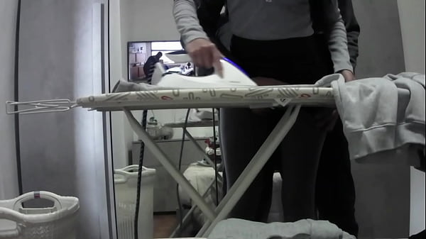 Preview - Desperate housewifes, it's not my case. Having an orgasm during a normal working day at home