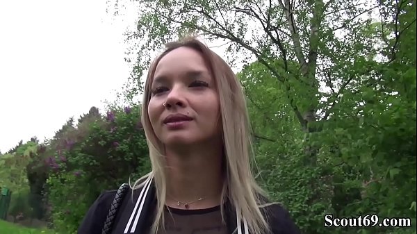 Download Video - German Scout - Schlankes Tattoo Teen Monika gevoegelt