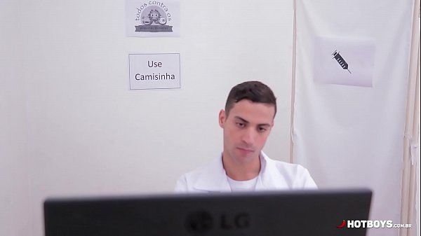 Comi o Medico - HOTBOYS