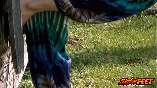 Hippie country girl Starshine Dirty Feet Clip for Sinful Feet