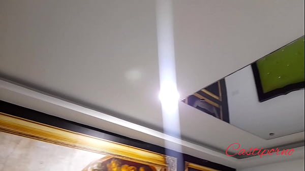 Castiporno- LA PERRA DE LOLA SE HACE FOLLAR DE VERGON GRUESO