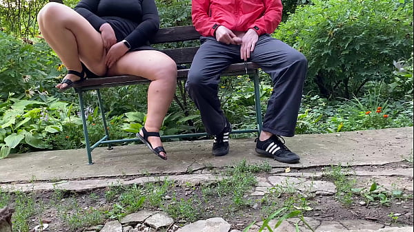 MILF masturbates I cum