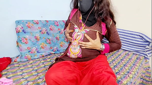 A Muslim Prostitute cheats on her Desi Husband and talks dirty to her lover on video chat anal Dildo