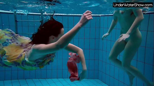 Download Video - Bubarek and Birtakik enjoy eachother in the pool