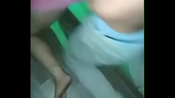 Download Video - Yorrana Lcst - Puta safada lokona no palco