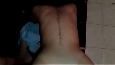 Lust and love between college friends are unleashed in a dangerous adventure inside an empty house, where every shared moment is a game of seduction and sexy risk.