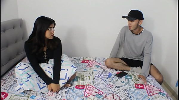 Download Video - Me follo al novio de mi hermanastro a cambio de no irse de la casa PARTE 1