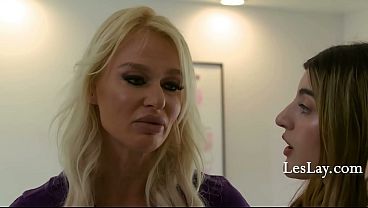Nurse Shows Me Squirting Is Normal While My Friend Watches