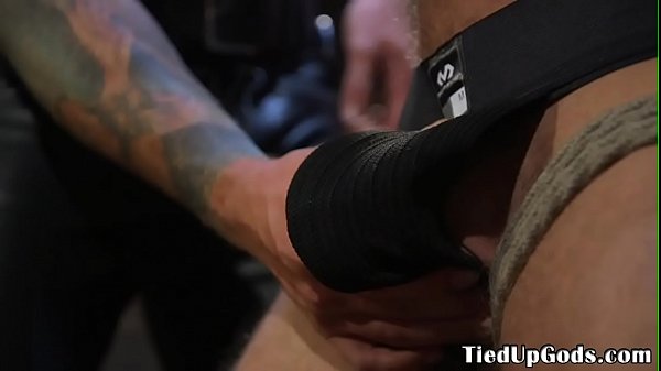 Download Video - Muscled bdsm dom cocksucked by buff sub